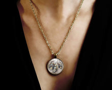 Charger l'image dans la galerie, Collier cabochon, collier illustré "l'attraperêves",   bronze (ref.69)
