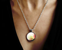 Charger l'image dans la galerie, Collier cabochon, collier illustré "feuilles d'automne", argenté  (ref.61a)