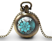 Charger l&#39;image dans la galerie, Montre gousset  Fleur &quot;Les Fleurs Vertes&quot;     bronze (ref.7)