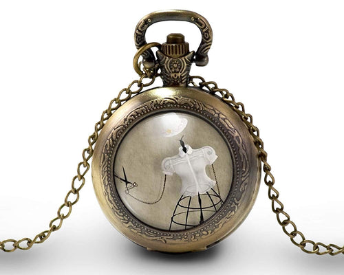Montre gousset, Ciseaux, Mannequin 