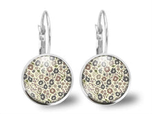 Charger l&#39;image dans la galerie, Boucles d&#39;oreilles Fleurs Cabochon &quot;Belles Fleurs (ref.11a)