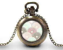 Charger l&#39;image dans la galerie, Montre gousset  Fleurs &quot;Fleurs Japonaises&quot;     bronze (ref.16)