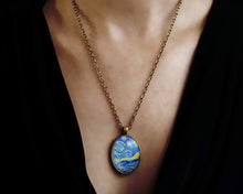 Charger l&#39;image dans la galerie, Collier Cabochon Van Gogh &quot;La Nuit étoilée&quot;, bronze (ref.15)