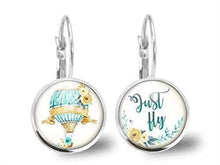 Charger l&#39;image dans la galerie, Boucles d&#39;oreilles Ballon Cabochon &quot;ballon doux&quot; -   argenté (ref.18a)