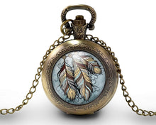 Charger l&#39;image dans la galerie, Montre gousset &quot;l&#39;attraperêves&quot;,  bronze (ref.69)