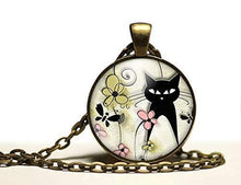 Charger l&#39;image dans la galerie, Collier Cabochon, Collier illustré &quot;Le chat du Printemps&quot;,   bronze (ref.71-1)