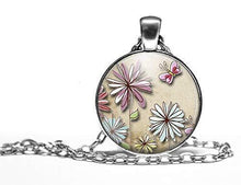 Charger l&#39;image dans la galerie, Collier cabochon, collier petite fille illustré, &quot;fleurs pastel&quot;, antiquité