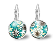 Charger l&#39;image dans la galerie, Boucles d&#39;oreilles Fleur Cabochon &quot;Fleurs d&#39;été&quot;  argenté (ref.8a)