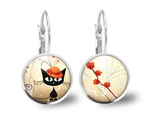 Boucles d'oreilles Chat Cabochon "Le Chat au Chapeau"  argenté (ref.29a)