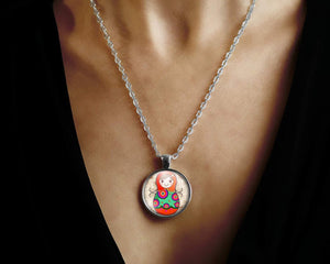 Collier cabochon, collier illustré de matryoshka, "la poupée russe", (ref.75a)