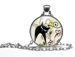 Collier cabochon, collier illustré "Le chat du printemps",   argenté (ref.71-2a)