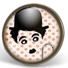 Charger l&#39;image dans la galerie, Bague cabochon &quot;Charlie Chaplin&quot;,bronze (ref.78)