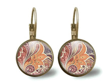 Charger l&#39;image dans la galerie, boucles d&#39;oreilles cabochon &quot;Les fleurs de cachemire&quot;, argenté (ref.53)