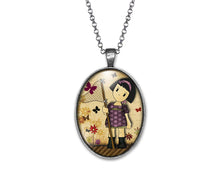 Charger l&#39;image dans la galerie, Collier Cabochon Petite Fille &quot;Chasse aux Papillons&quot;  ,     argenté(ref.27a)